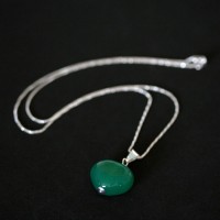 colar de prata veneziana c/ pedra jade corao