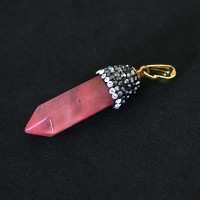 Pingente Folheado a Ouro com Pedra Natural Quartzo Rosa e Pedras de Zircnia 950